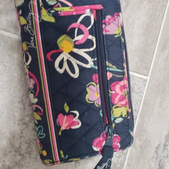 Vera Bradley wallet - Picture 2 of 6